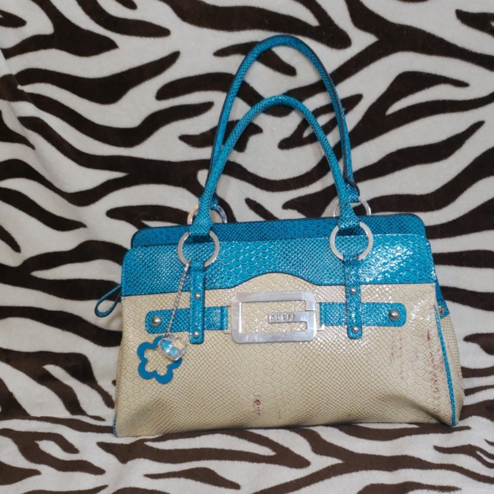 Guess purse